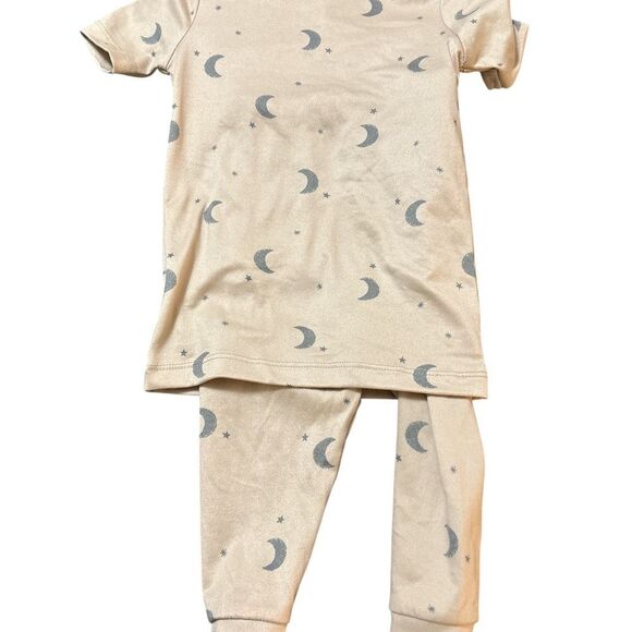 NWOT 18m unisex Cloud Island Cream and Gray Pajama Set with Moon and Stars soft! - Picture 1 of 1